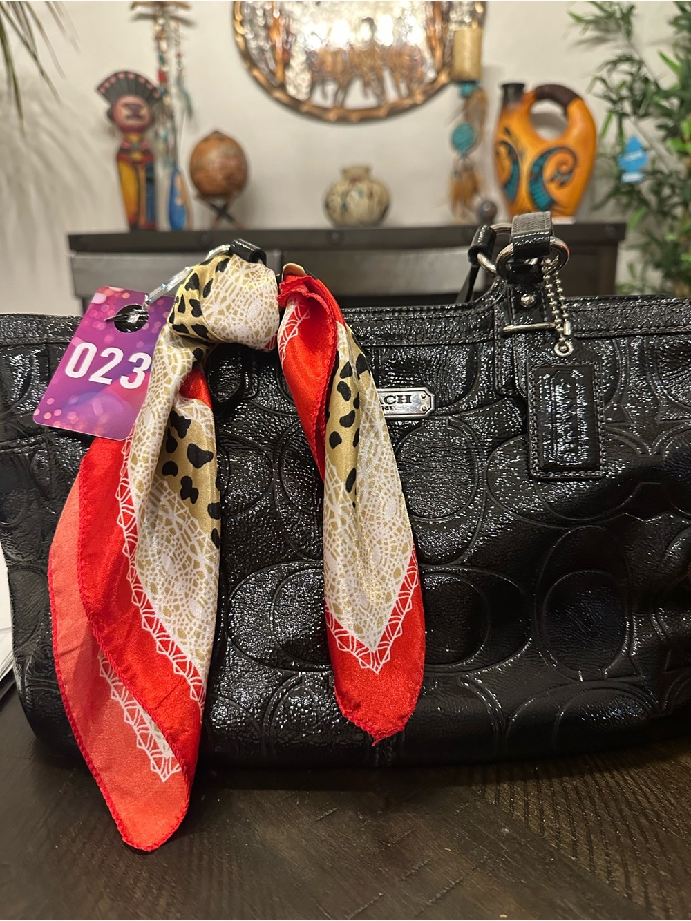 Coach  Gallery 2012 Black Patent Signature Shoulder Tote